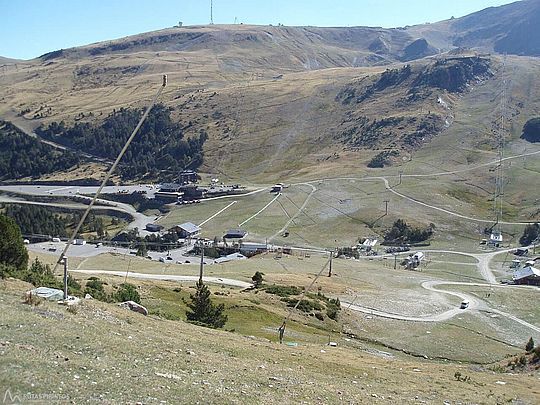 Bus 4x4 Grau - Pessons